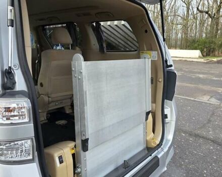 Серый Тойота Веллфаир, объемом двигателя 2.4 л и пробегом 91 тыс. км за 18500 $, фото 48 на Automoto.ua