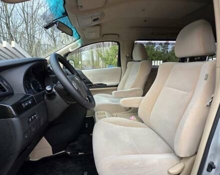 Серый Тойота Веллфаир, объемом двигателя 2.4 л и пробегом 91 тыс. км за 18500 $, фото 24 на Automoto.ua