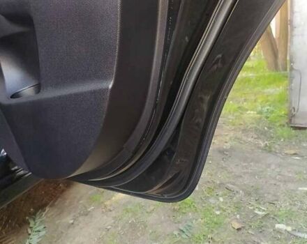 Черный Тойота Verso-S, объемом двигателя 1.3 л и пробегом 294 тыс. км за 6500 $, фото 33 на Automoto.ua