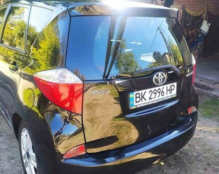 Черный Тойота Verso-S, объемом двигателя 1.3 л и пробегом 294 тыс. км за 6500 $, фото 8 на Automoto.ua