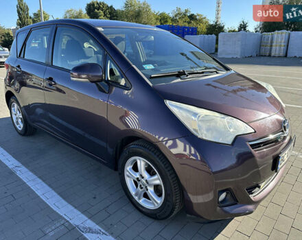 Фиолетовый Тойота Verso-S, объемом двигателя 1.3 л и пробегом 176 тыс. км за 8500 $, фото 7 на Automoto.ua