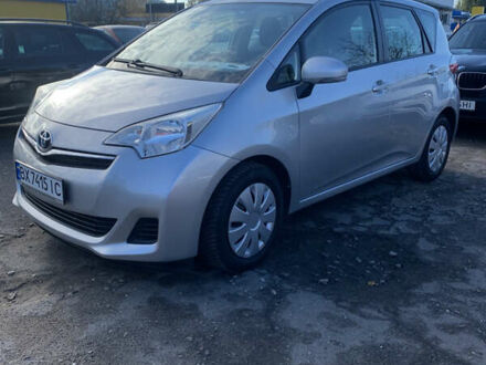 Серый Тойота Verso-S, объемом двигателя 1.3 л и пробегом 31 тыс. км за 9400 $, фото 1 на Automoto.ua