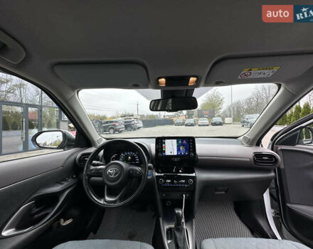 Білий Тойота Yaris Cross, об'ємом двигуна 1.49 л та пробігом 49 тис. км за 25000 $, фото 6 на Automoto.ua