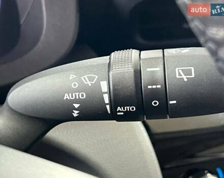 Белый Тойота Yaris Cross, объемом двигателя 1.49 л и пробегом 69 тыс. км за 24900 $, фото 24 на Automoto.ua