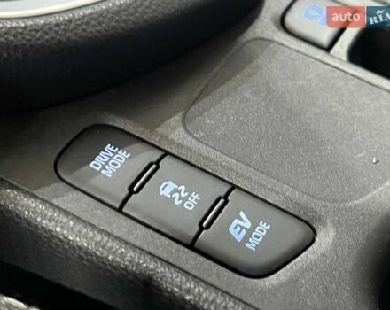 Белый Тойота Yaris Cross, объемом двигателя 1.49 л и пробегом 69 тыс. км за 24900 $, фото 16 на Automoto.ua