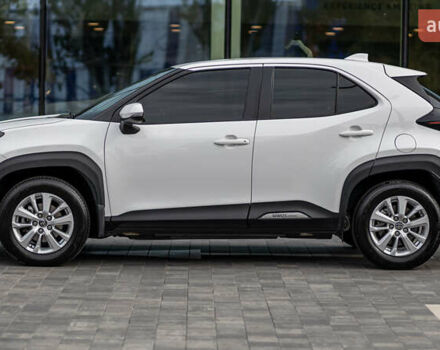 Білий Тойота Yaris Cross, об'ємом двигуна 1.49 л та пробігом 44 тис. км за 25300 $, фото 5 на Automoto.ua