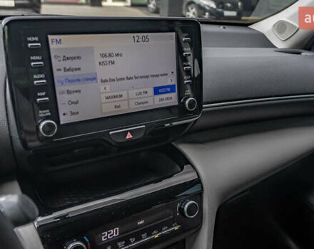 Білий Тойота Yaris Cross, об'ємом двигуна 1.49 л та пробігом 44 тис. км за 25300 $, фото 25 на Automoto.ua
