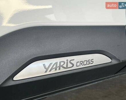 Белый Тойота Yaris Cross, объемом двигателя 1.49 л и пробегом 69 тыс. км за 24900 $, фото 7 на Automoto.ua