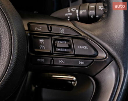 Белый Тойота Yaris Cross, объемом двигателя 1.5 л и пробегом 69 тыс. км за 25500 $, фото 42 на Automoto.ua