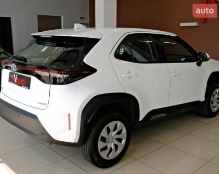 Белый Тойота Yaris Cross, объемом двигателя 1.5 л и пробегом 69 тыс. км за 25500 $, фото 23 на Automoto.ua