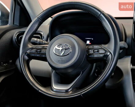 Белый Тойота Yaris Cross, объемом двигателя 1.5 л и пробегом 69 тыс. км за 25500 $, фото 35 на Automoto.ua