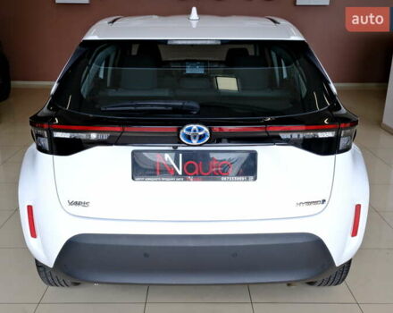 Белый Тойота Yaris Cross, объемом двигателя 1.5 л и пробегом 69 тыс. км за 25500 $, фото 20 на Automoto.ua