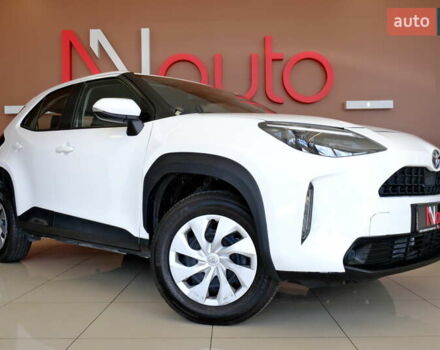 Белый Тойота Yaris Cross, объемом двигателя 1.5 л и пробегом 69 тыс. км за 25500 $, фото 11 на Automoto.ua