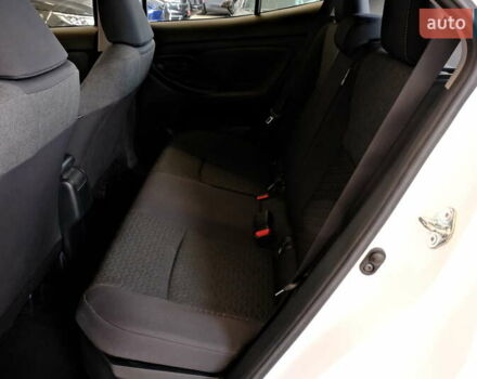 Белый Тойота Yaris Cross, объемом двигателя 1.5 л и пробегом 69 тыс. км за 25500 $, фото 26 на Automoto.ua