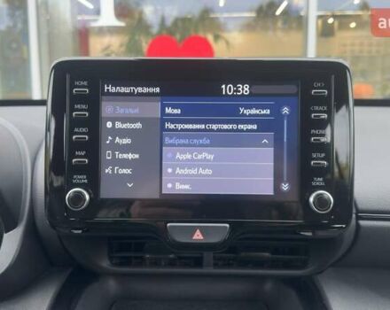 Белый Тойота Yaris Cross, объемом двигателя 1.49 л и пробегом 45 тыс. км за 28500 $, фото 20 на Automoto.ua