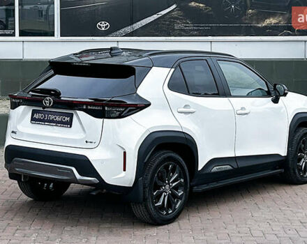 Белый Тойота Yaris Cross, объемом двигателя 1.5 л и пробегом 1 тыс. км за 34990 $, фото 7 на Automoto.ua