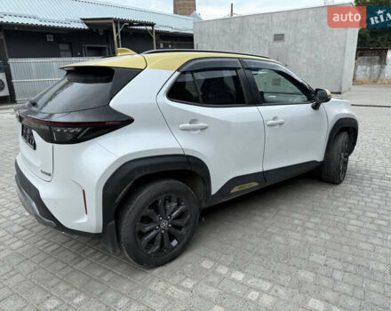 Белый Тойота Yaris Cross, объемом двигателя 2.49 л и пробегом 9 тыс. км за 17800 $, фото 2 на Automoto.ua