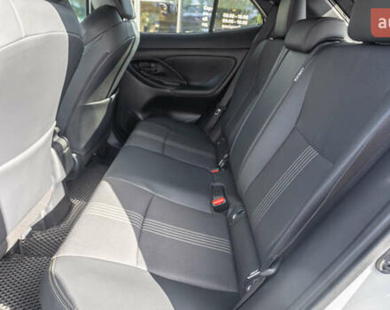 Белый Тойота Yaris Cross, объемом двигателя 1.49 л и пробегом 16 тыс. км за 30748 $, фото 12 на Automoto.ua