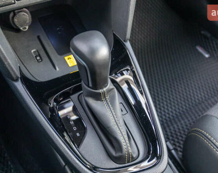 Белый Тойота Yaris Cross, объемом двигателя 1.49 л и пробегом 16 тыс. км за 30748 $, фото 31 на Automoto.ua