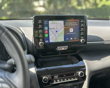 Белый Тойота Yaris Cross, объемом двигателя 1.49 л и пробегом 6 тыс. км за 26000 $, фото 25 на Automoto.ua