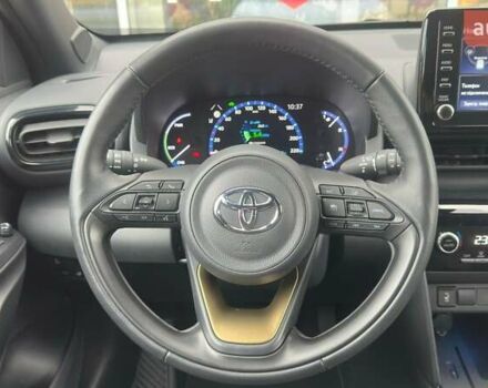 Белый Тойота Yaris Cross, объемом двигателя 1.49 л и пробегом 45 тыс. км за 28500 $, фото 17 на Automoto.ua