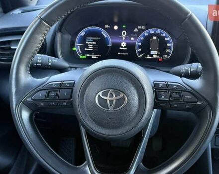 Белый Тойота Yaris Cross, объемом двигателя 1.49 л и пробегом 2 тыс. км за 33898 $, фото 12 на Automoto.ua