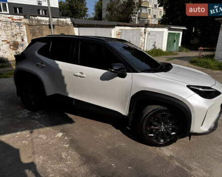 Белый Тойота Yaris Cross, объемом двигателя 1.49 л и пробегом 8 тыс. км за 35500 $, фото 7 на Automoto.ua