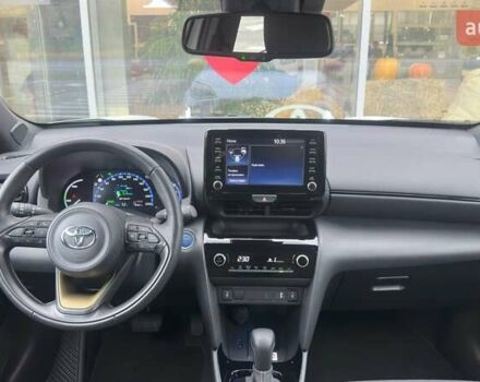 Белый Тойота Yaris Cross, объемом двигателя 1.49 л и пробегом 45 тыс. км за 28500 $, фото 9 на Automoto.ua
