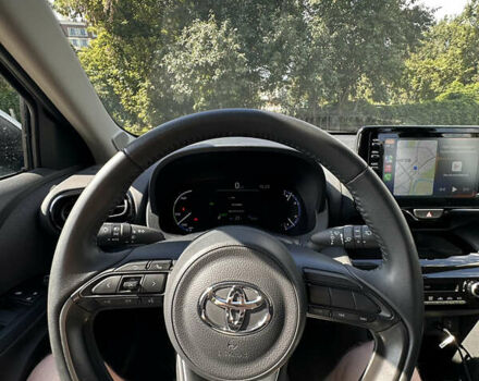 Белый Тойота Yaris Cross, объемом двигателя 1.49 л и пробегом 6 тыс. км за 26000 $, фото 23 на Automoto.ua