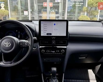 Белый Тойота Yaris Cross, объемом двигателя 1.49 л и пробегом 2 тыс. км за 33204 $, фото 25 на Automoto.ua