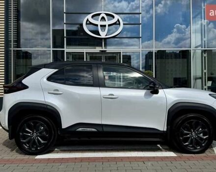 Белый Тойота Yaris Cross, объемом двигателя 1.49 л и пробегом 2 тыс. км за 33204 $, фото 8 на Automoto.ua