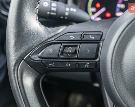 Белый Тойота Yaris Cross, объемом двигателя 1.49 л и пробегом 16 тыс. км за 30748 $, фото 27 на Automoto.ua