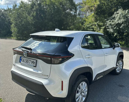 Белый Тойота Yaris Cross, объемом двигателя 1.49 л и пробегом 6 тыс. км за 26000 $, фото 7 на Automoto.ua