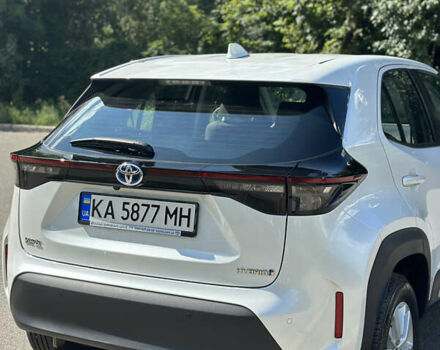 Белый Тойота Yaris Cross, объемом двигателя 1.49 л и пробегом 6 тыс. км за 26000 $, фото 9 на Automoto.ua