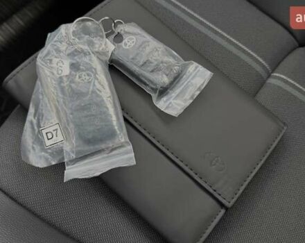 Белый Тойота Yaris Cross, объемом двигателя 1.49 л и пробегом 2 тыс. км за 33204 $, фото 40 на Automoto.ua