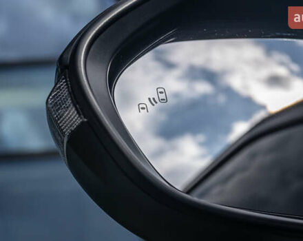 Белый Тойота Yaris Cross, объемом двигателя 1.49 л и пробегом 16 тыс. км за 30748 $, фото 33 на Automoto.ua