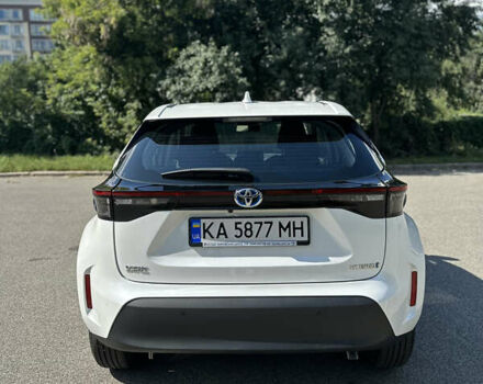 Белый Тойота Yaris Cross, объемом двигателя 1.49 л и пробегом 6 тыс. км за 26000 $, фото 6 на Automoto.ua