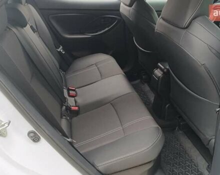 Белый Тойота Yaris Cross, объемом двигателя 1.49 л и пробегом 1 тыс. км за 34614 $, фото 6 на Automoto.ua