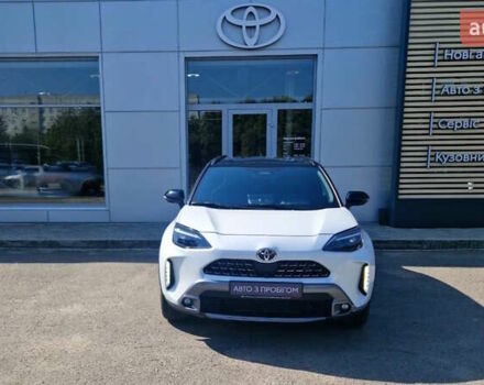 Белый Тойота Yaris Cross, объемом двигателя 1.49 л и пробегом 1 тыс. км за 32616 $, фото 4 на Automoto.ua