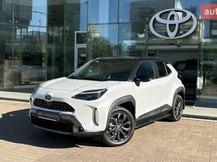 Білий Тойота Yaris Cross, об'ємом двигуна 1.49 л та пробігом 2 тис. км за 33898 $, фото 1 на Automoto.ua