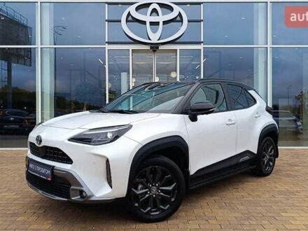 Тойота Yaris Cross 2024 у Києві на Automoto.ua Білий Тойота Yaris Cross, об'ємом двигуна 1.49 л та пробігом 1 тис. км за 34614 $, фото 1 на Automoto.ua
