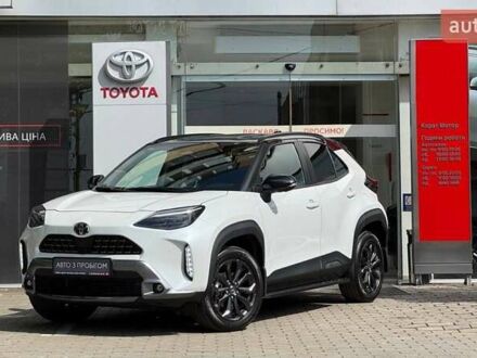 Білий Тойота Yaris Cross, об'ємом двигуна 1.49 л та пробігом 5 тис. км за 33006 $, фото 1 на Automoto.ua