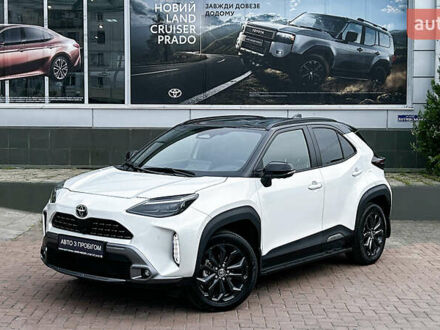 Тойота Yaris Cross 2024 в Черновцах на Automoto.ua Белый Тойота Yaris Cross, объемом двигателя 1.5 л и пробегом 1 тыс. км за 34990 $, фото 1 на Automoto.ua
