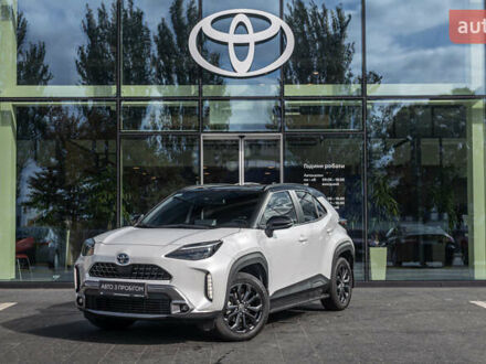 Белый Тойота Yaris Cross, объемом двигателя 1.49 л и пробегом 16 тыс. км за 30748 $, фото 1 на Automoto.ua