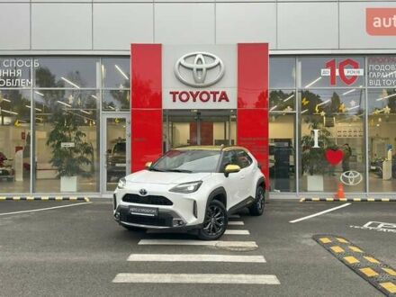 Белый Тойота Yaris Cross, объемом двигателя 1.49 л и пробегом 45 тыс. км за 28500 $, фото 1 на Automoto.ua