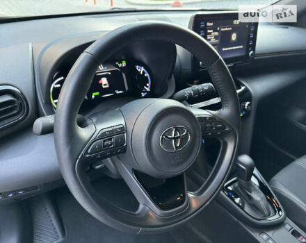 Чорний Тойота Yaris Cross, об'ємом двигуна 1.49 л та пробігом 47 тис. км за 26900 $, фото 39 на Automoto.ua