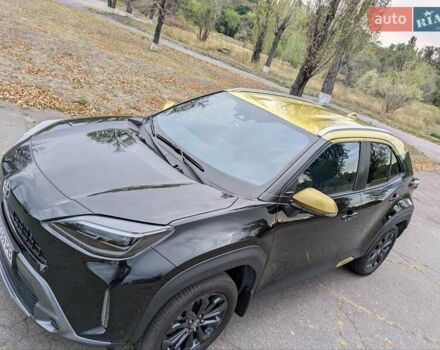 Черный Тойота Yaris Cross, объемом двигателя 1.5 л и пробегом 34 тыс. км за 28300 $, фото 1 на Automoto.ua
