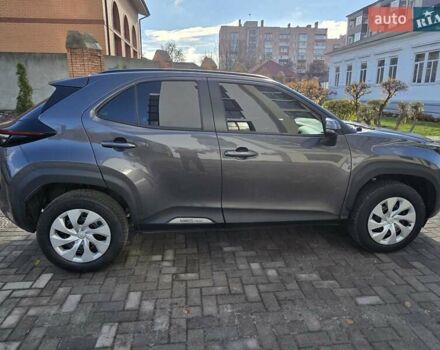 Коричневый Тойота Yaris Cross, объемом двигателя 1.5 л и пробегом 67 тыс. км за 25200 $, фото 4 на Automoto.ua