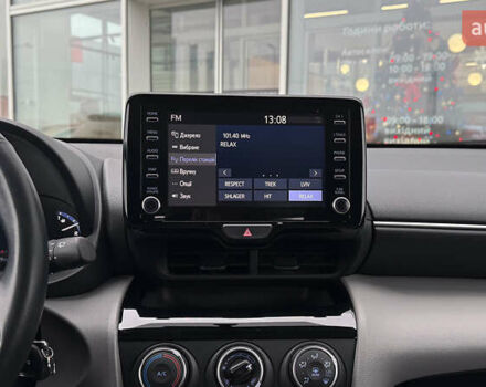 Червоний Тойота Yaris Cross, об'ємом двигуна 1.49 л та пробігом 38 тис. км за 24900 $, фото 14 на Automoto.ua