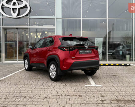 Червоний Тойота Yaris Cross, об'ємом двигуна 1.49 л та пробігом 38 тис. км за 24900 $, фото 1 на Automoto.ua